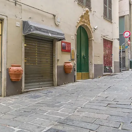 Mm De Ferrari Loft Genoa